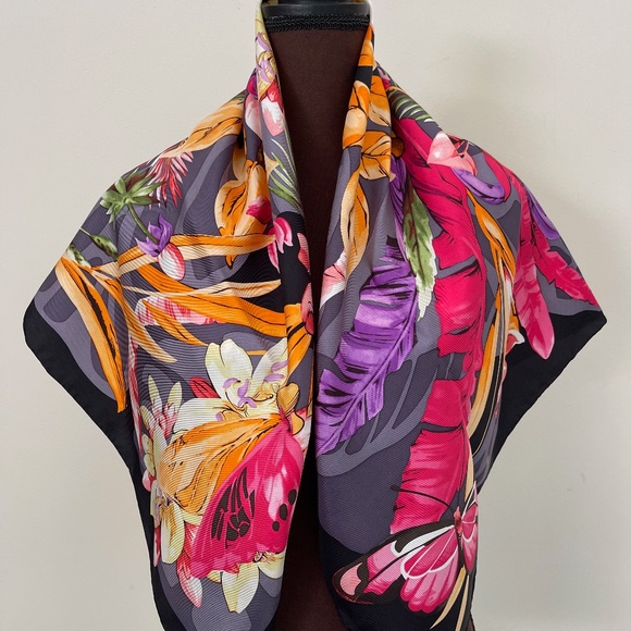 Salvatore Ferragamo Scarf Butterfly Flowers Black Multicolor Silk Wrap - Picture 4 of 16